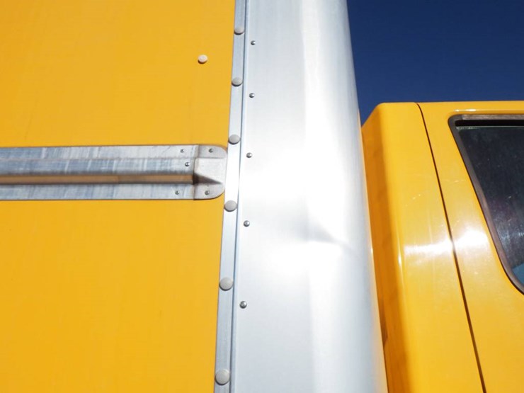 2020-international-mv607-image-5