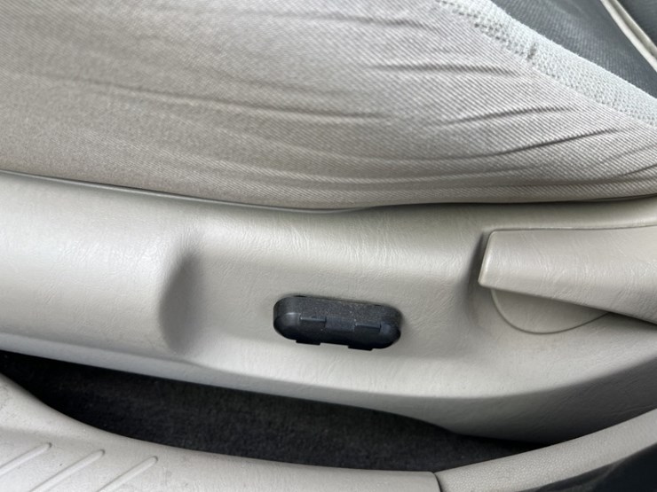 2008-ford-escape-hybrid-image-23