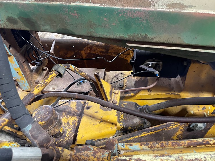 john-deere-420-image-10