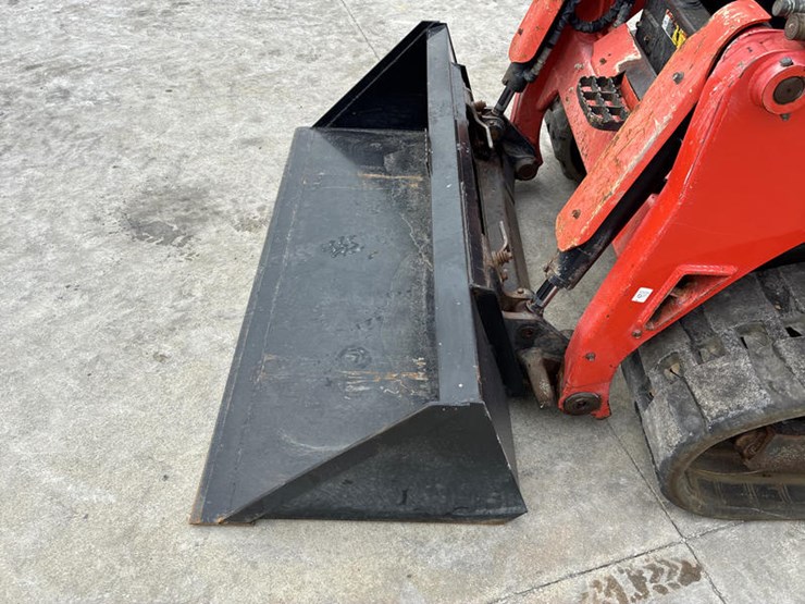 kubota-svl75-2-image-28