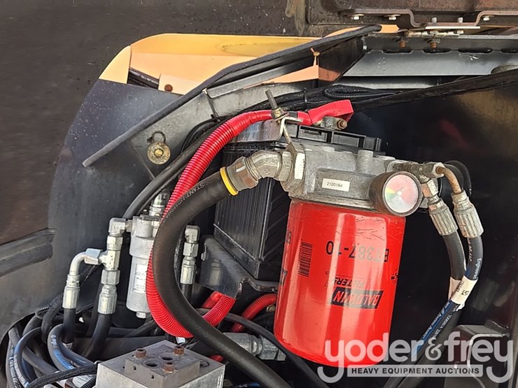 2014-jlg-600aj-image-71