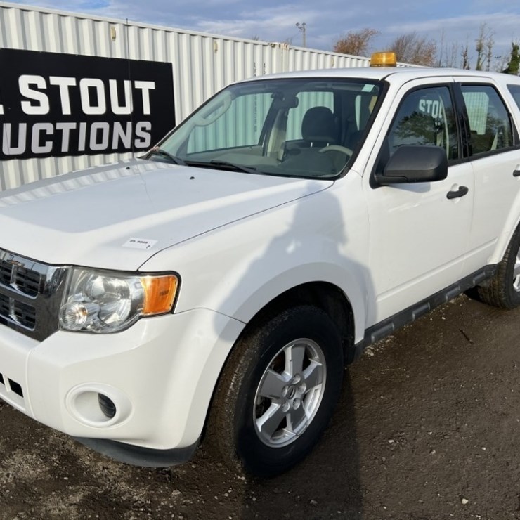 2011 FORD ESCAPE