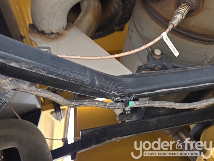 2014-caterpillar-938k-image-147