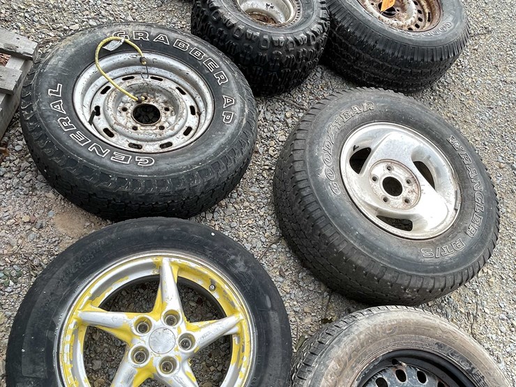 #3123-•-(6)-misc.-wheels-and-tires-image-6