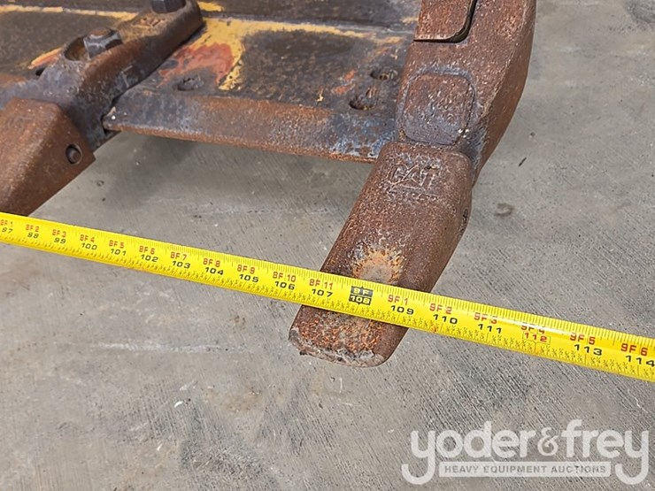 2014-caterpillar-938k-image-15