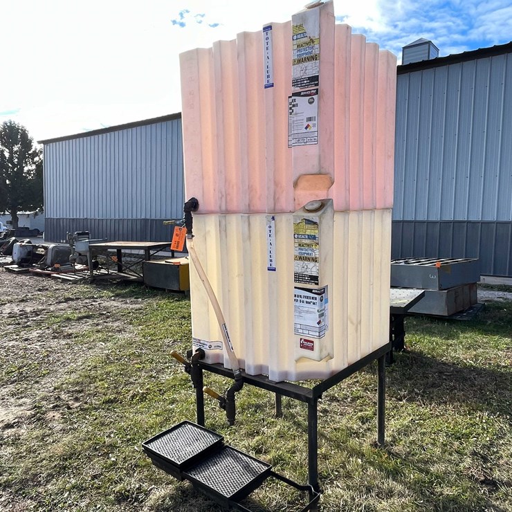 #3144 • Tote - A - Lube Oil Dispenser