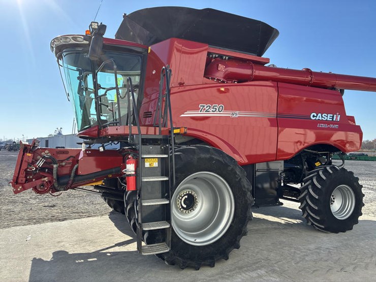 2020-case-ih-7250-image-10