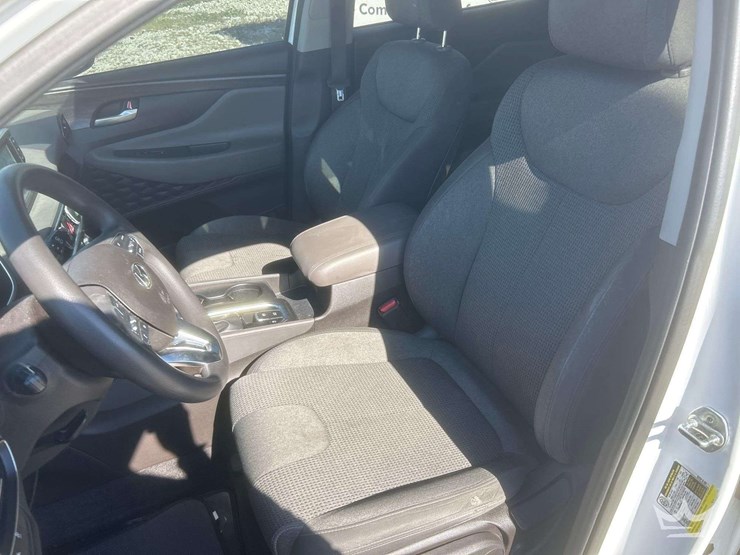 2020-hyundai-santa-fe-image-19