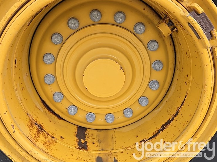 2014-caterpillar-938k-image-33