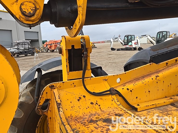 2017-jcb-506-36-image-31