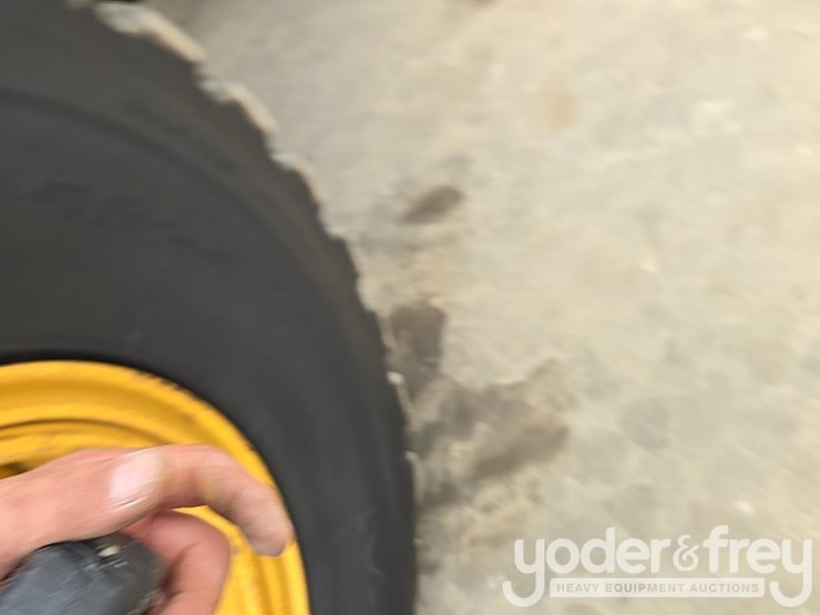 2014-caterpillar-938k-image-100