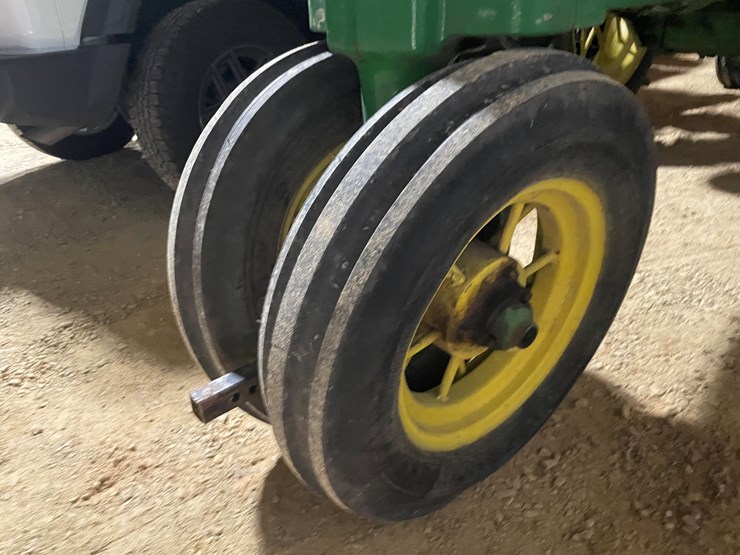 john-deere-a-image-5