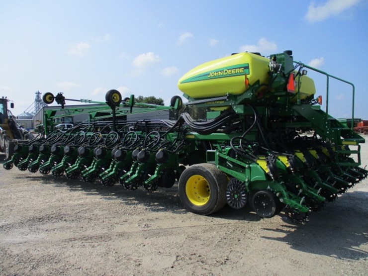 2016-john-deere-db60-image-78