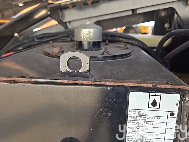 2014-jlg-600aj-image-77