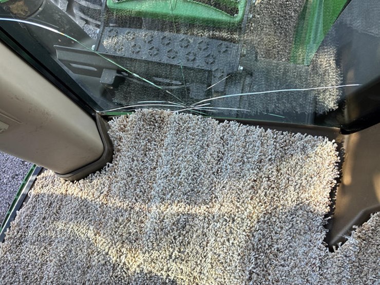 2015-john-deere-8295r-image-66