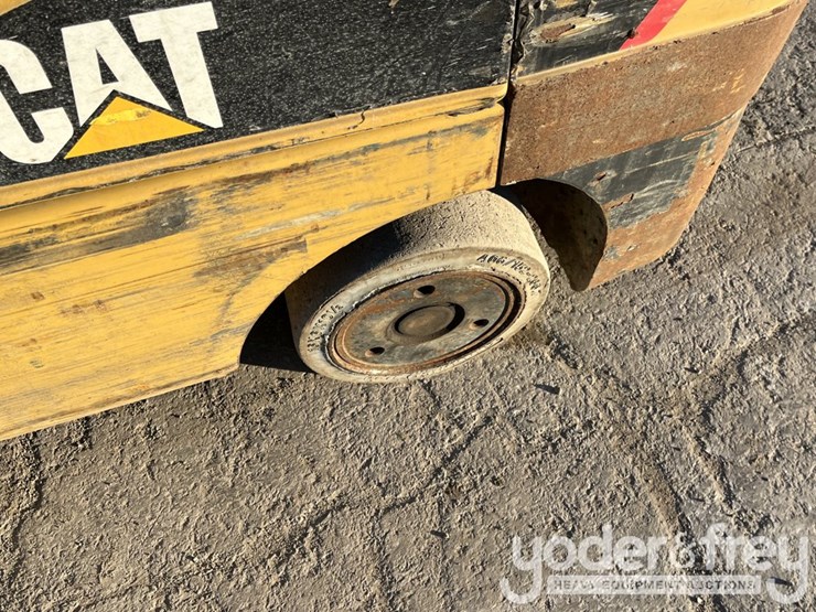 2015-caterpillar-2c6000-image-30