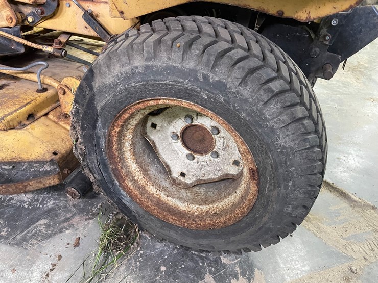 #3032-•-allis-chalmers-b10-lawn-mower-image-8