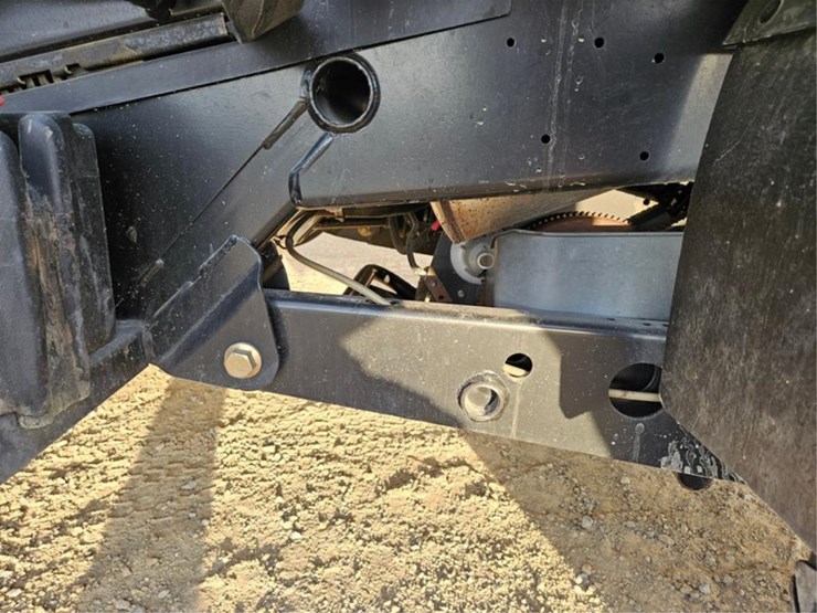 2009-john-deere-gator-hpx-image-12