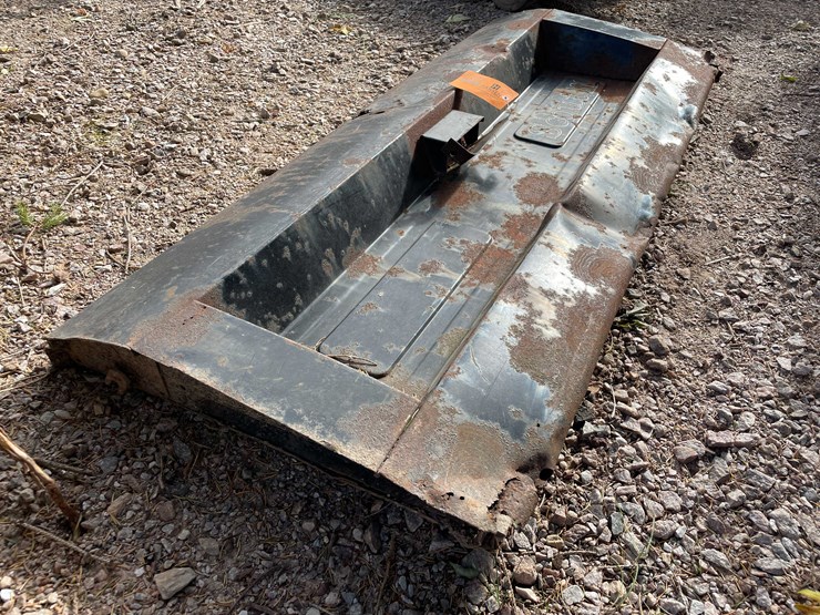 #3102-•-international-scout-ii-tailgate-image-3