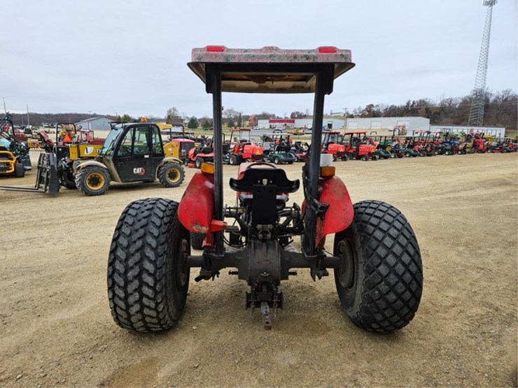 massey-ferguson-240-image-4