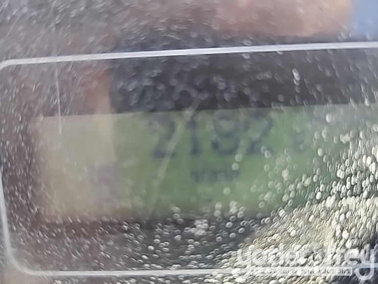 2019-takeuchi-tl8-image-41