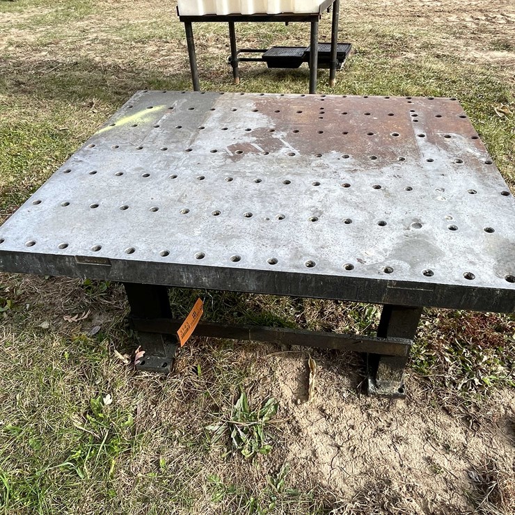 #3143 • Heavy Duty Shop Table