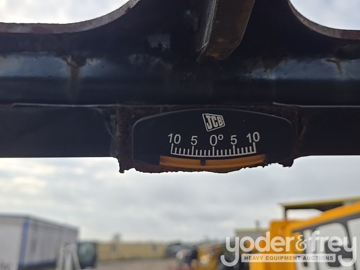 2017-jcb-506-36-image-90