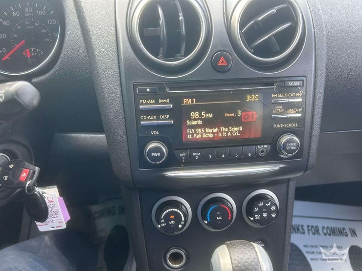 2012-nissan-rogue-image-14