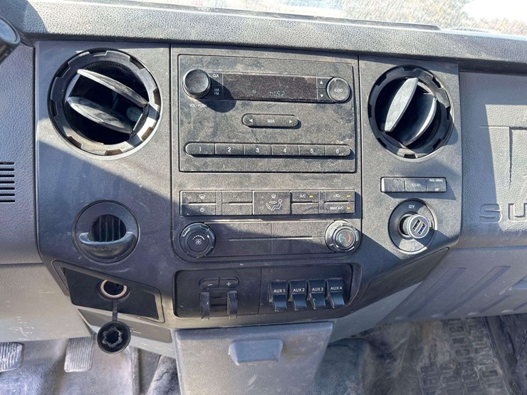 2013-ford-f450-image-16