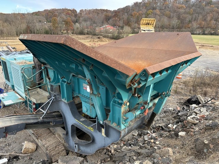 2014-powerscreen-premiertrak-400-image-23