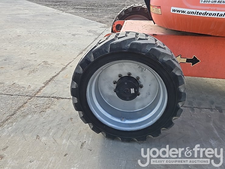 2014-jlg-600aj-image-9