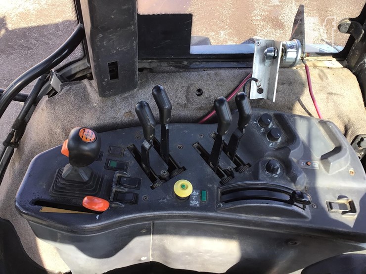 new-holland-8970-image-15