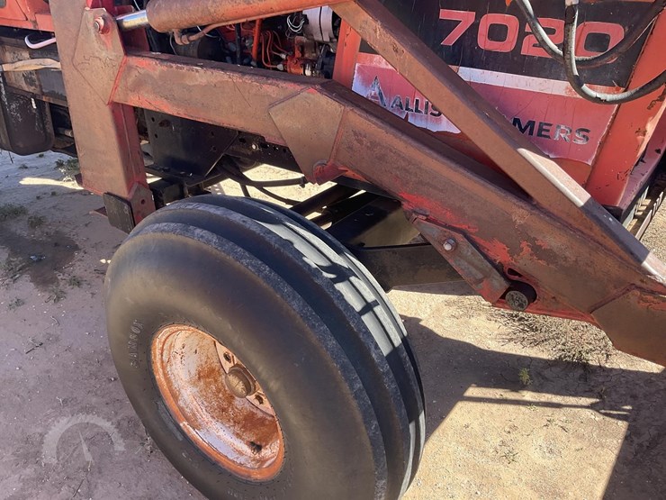 allis-chalmers-7020-image-8