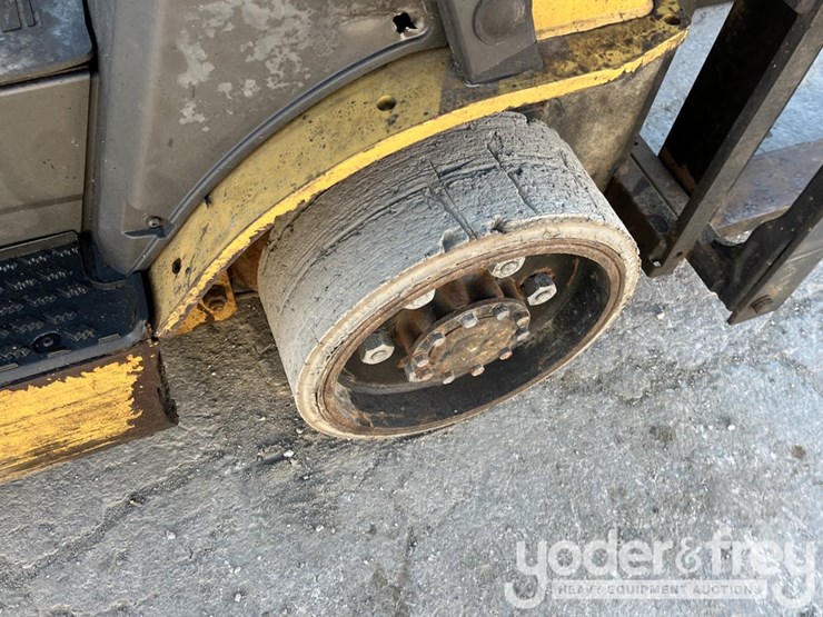 2015-caterpillar-2c6000-image-23