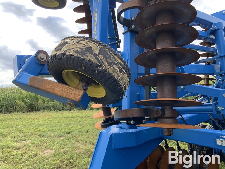 2012-landoll-7458-44-vt-plus-vertical-tillage-image-19