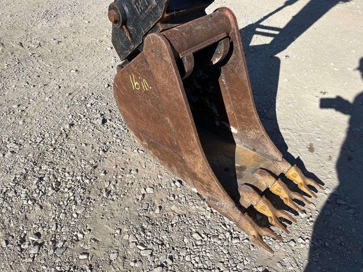 2021-caterpillar-308cr-midi-excavator-image-18