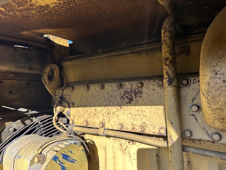 caterpillar-824b-image-44