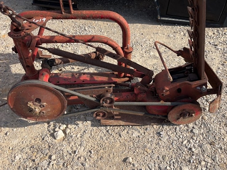 massey-ferguson-238-image-2