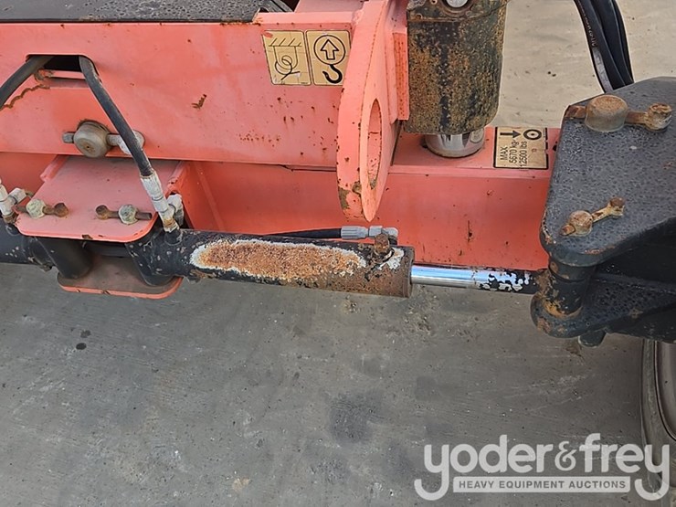 2015-jlg-600aj-image-68