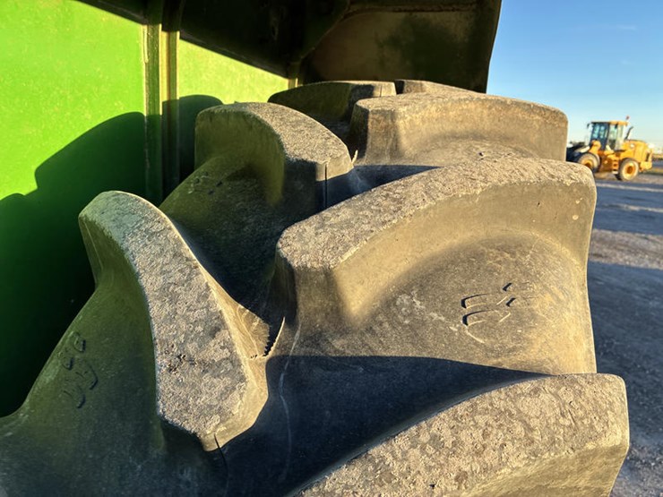 1994-john-deere-8870-image-44