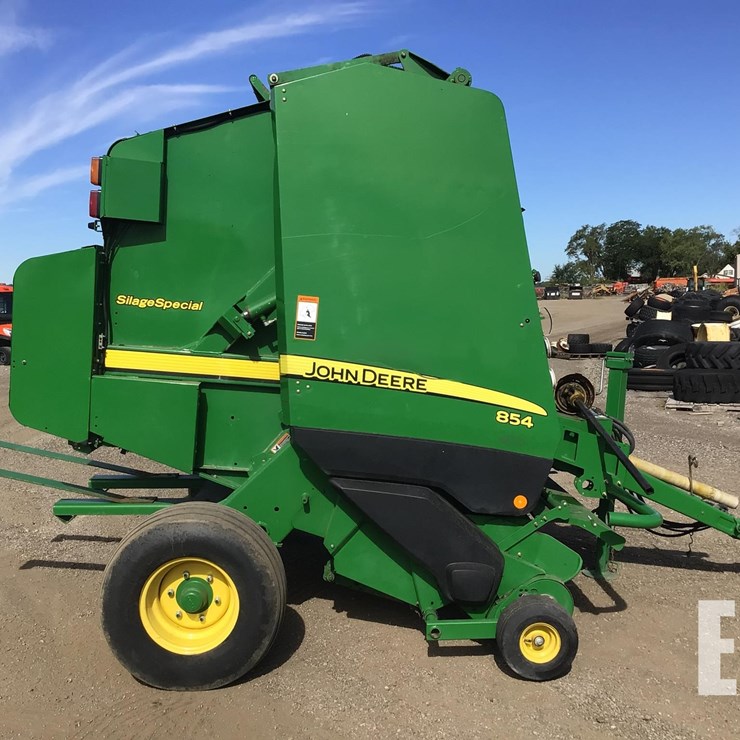 2010 JOHN DEERE 854SS