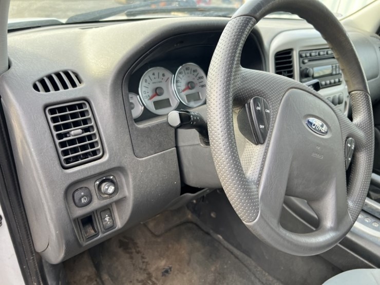 2007-ford-escape-hybrid-image-22