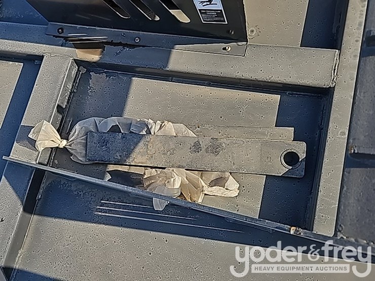 unused-jct-hd-brush-cutter-to-skidsteer-c/w-stump-jumper,-extra-blade-image-10