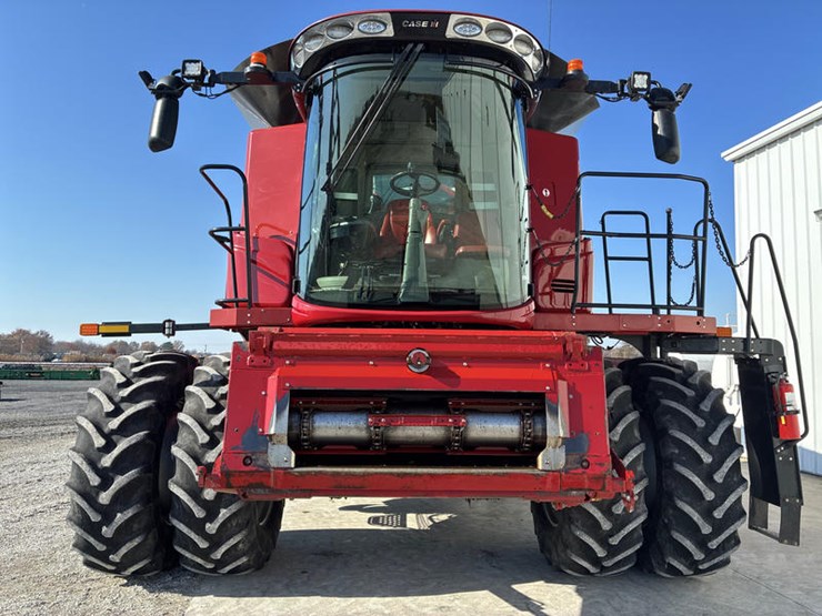 2020-case-ih-7250-image-12