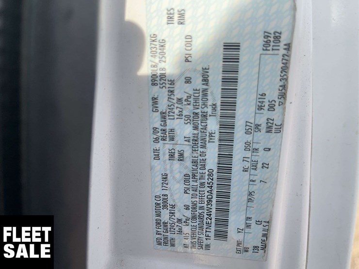 2009-ford-cargo-image-24