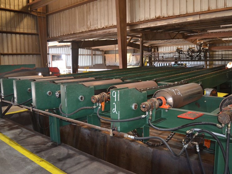 kockums-36"x20'-outfeed-rollcase-w/-10"-rolls-w/-hydraulic-drives-on-each-roll-w/-6-strand-transfer-w/-19'-6-strand-outfeed-transfer-w/-81x-chain-w/-hydraulic-drive-on-common-shaft-image-6