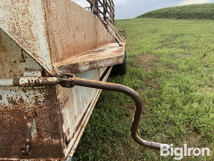1986-easley-s/a-gooseneck-livestock-trailer-image-16
