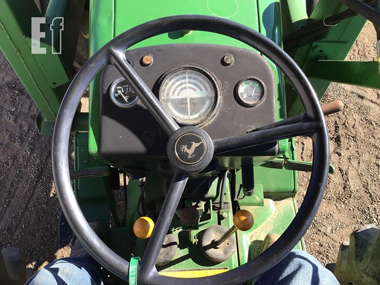 john-deere-2440-image-16
