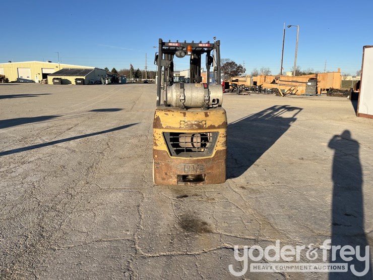 2015-caterpillar-2c6000-image-4