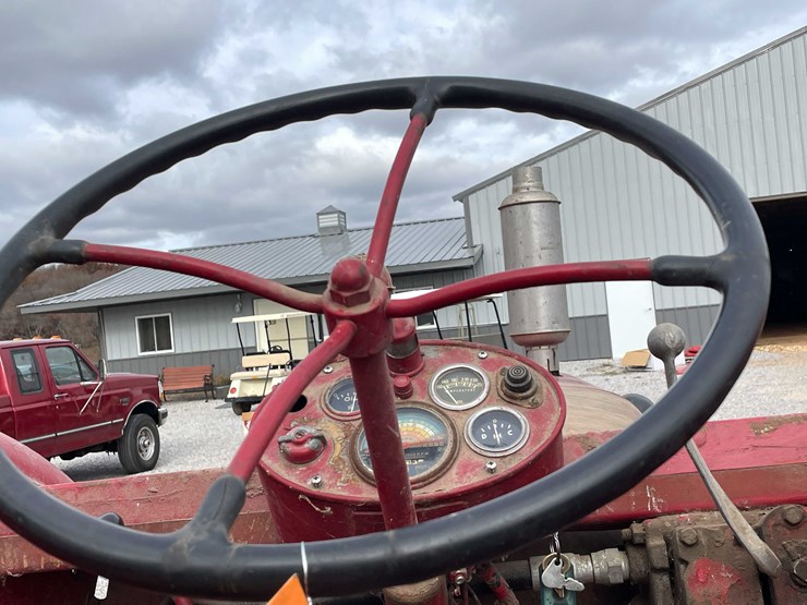 1956-international-600-image-22